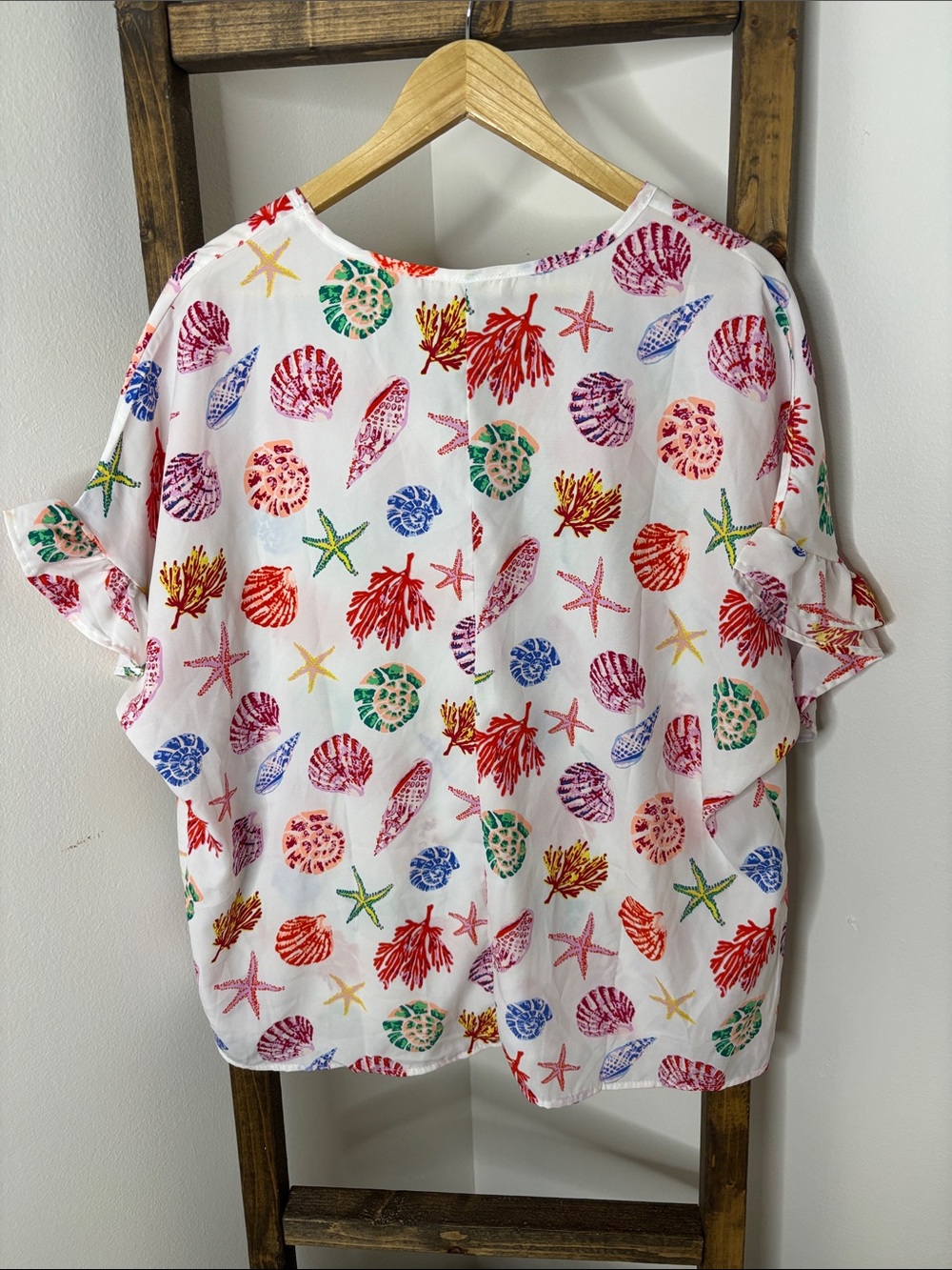 entro Multicolor Shell & Starfish V-Neck Tunic Size L - Picture 5 of 5